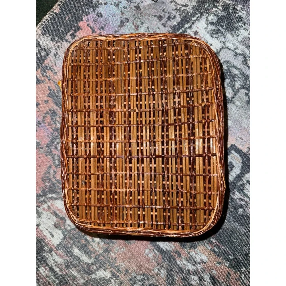 Vintage Woven Wicker Rattan Large‎ Picnic Basket with Folding Handle